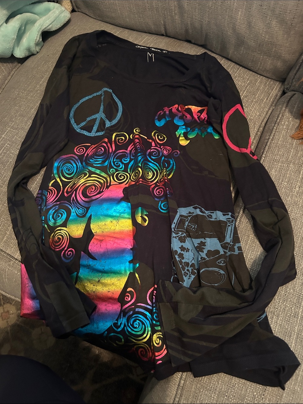 Women’s Long Sleeve Rainbow Graphic Tee - Black
